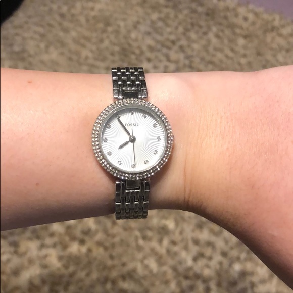 Watch - Picture 3 of 3